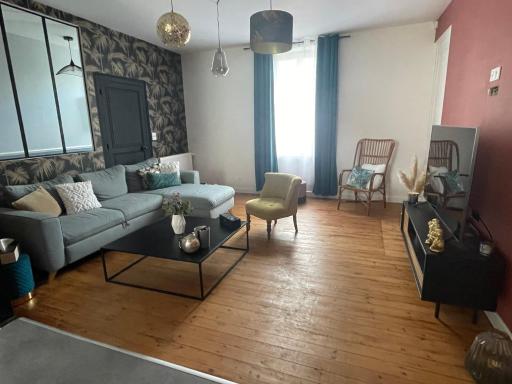 logement entier proche centre ville et circuit - Housity