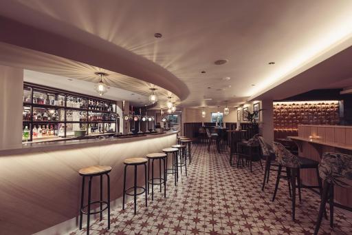 Longlands Inn & Cottages - Housity