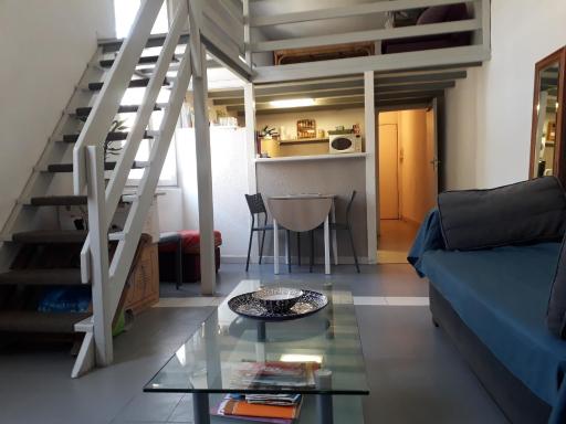 Appartement mezzanine proche des Arènes - Housity