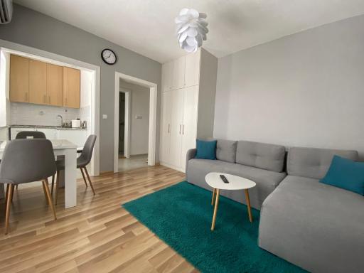 Apartment 13 - Housity