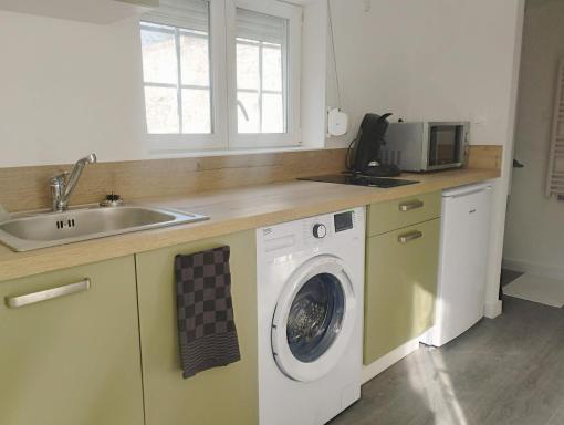 Adorable studio avec parking gratuit - Housity