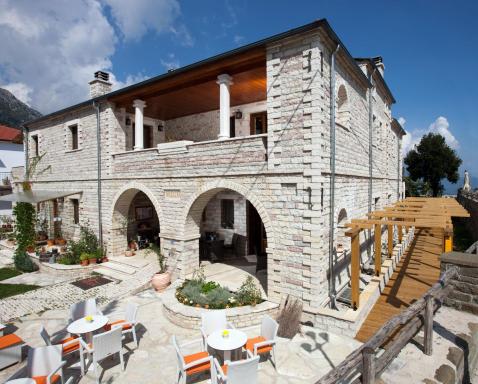 Nisista Lodge Mountain View - Housity