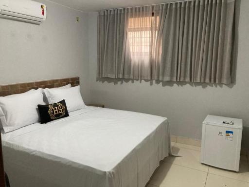 Hotel Santiago - Housity