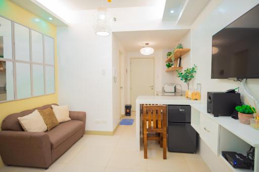 IslandQueen at Cool Suites Tower A - Housity