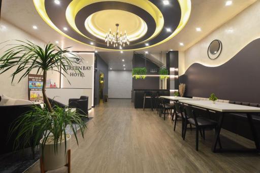 Green bay hotel Ha Long - Housity