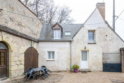 La petite maison dans la Vallée proche Amboise - Housity