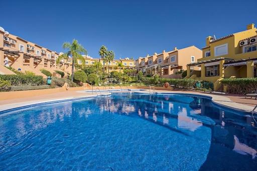 Casa Los Jarales - Housity