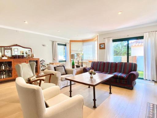 Cozy holiday home with pool in St Pere Pescador - Housity