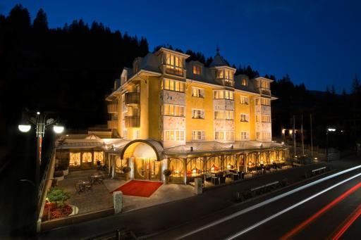 Alpen Suite Hotel - Housity