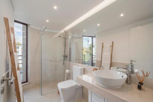 The Boats Apartment by An Island Apart - Housity