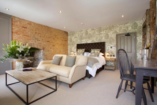 Kings Head Hotel - Housity