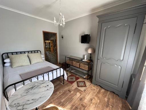 Stellenhaus Guest Cottage - Housity
