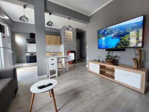 The Grey House - Housity