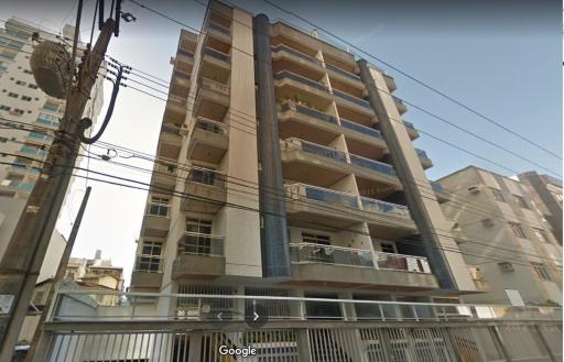 Amplo Apartamento Guarapari - Praia do Morro- Edifício San Martin -Decorado- LOCALIZAÇÃO IMBATÍVEL - Em frente a Supermercado e farmacia - Praia Center - 3 quartos - Internet - Vaga de estacionamento- Check-in até 17h - Housity