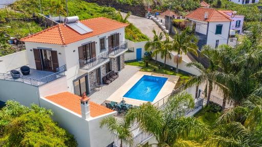 Ribeira Brava Splendid Home - Housity