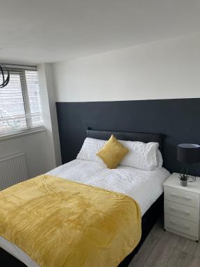 Dulwich Delight Panoramic View Apartment - Housity
