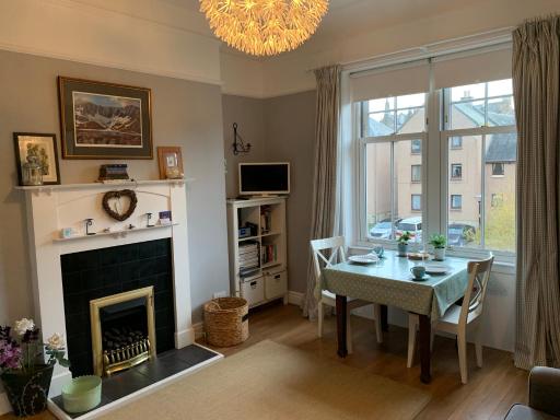Peebles Cottage Apartment with River View and Bike Store - Housity