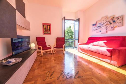 -Appartamento IL MOLO- a due passi del lago - Housity