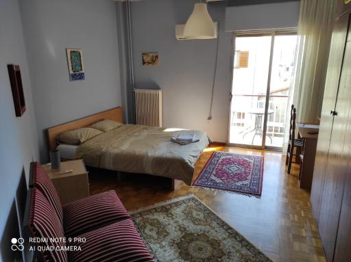 Square 2 - Housity