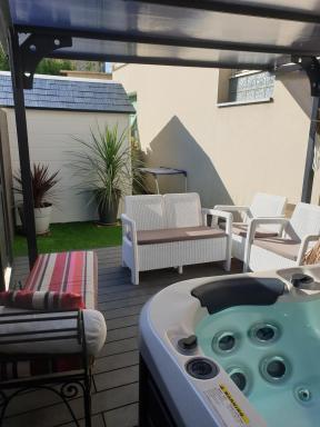 Duplex Neuf loft climatisé avec accès jacuzzi 5 places privatif - Housity
