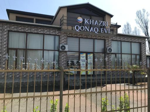 Khazri Qonaq evi / Guest House - Housity