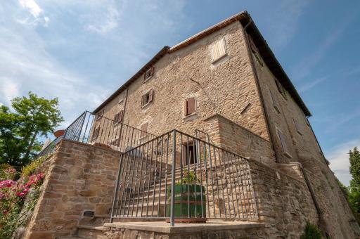 Castello Montesasso - Housity