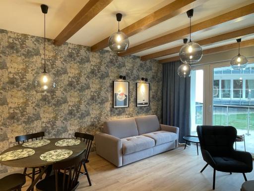 Leonardo 2 z prywatną plażą nad jeziorem Ukiel - Housity