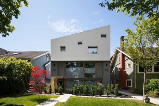 Passive house , luxury 2 bedroom basement suite - Housity