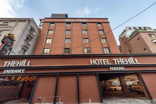 Hotel the Hill - Housity