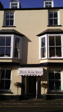 MYRTLE HOUSE HOTEL TENBY - Housity