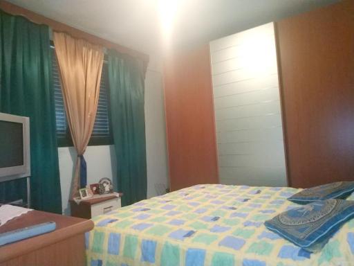 One bedroom appartement at Durres 50 m away from the beach with sea view and furnished balcony - Housity