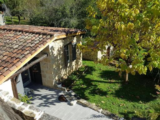 Le petit hangar - Housity