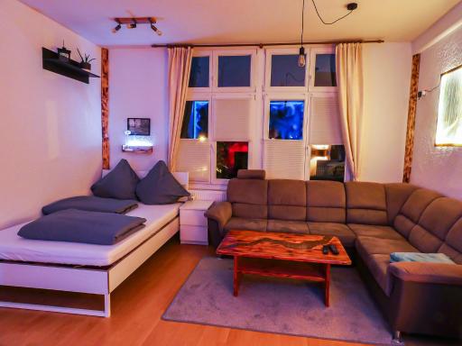 #111 - LUX-Flat Lennep - Altstadt - Netflix & Amazon Prime - Felswand - Housity