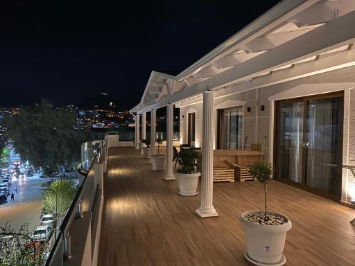 Hotel Metali - Housity