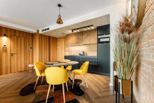 UNIA SUITES - Apartament z basenem i widokiem na centrum Lublina - Housity
