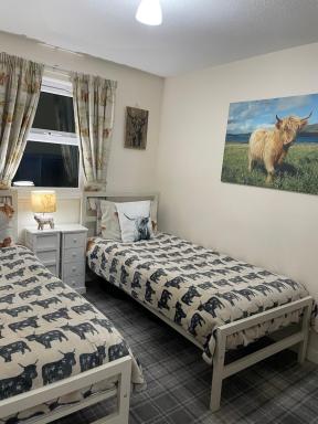 Lamlash (holiday) Lets - Housity