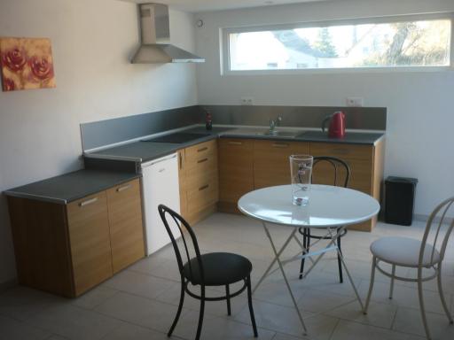 STUDIO PROCHE DE LA MER - Housity