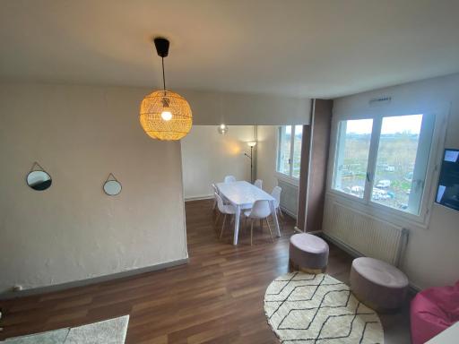 Appartement, parking gratuit, sortie, autoroute, la méridienne - Housity