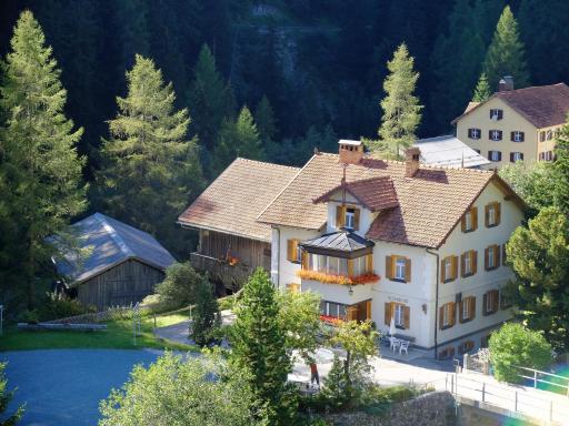 Haus La Punt, Savognin - Housity