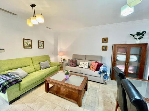 APARTAMENTO SEVILLA EN EL CENTRO CON PARKING - Housity