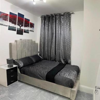 Entire 5 Star Luxury Whalley House Wifi TV Luxury - Housity