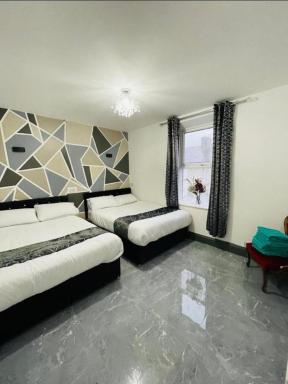 Entire 5 Star Luxury Whalley House Wifi TV Luxury - Housity