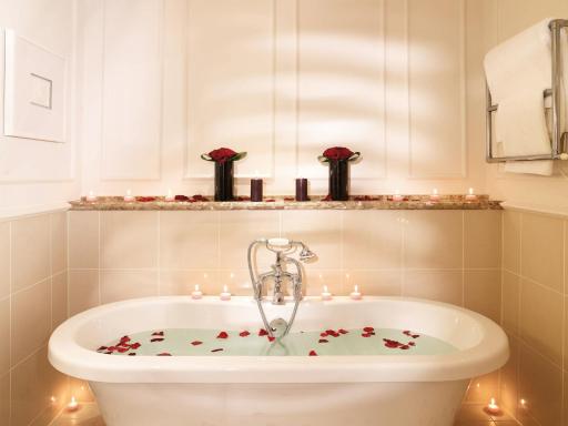 Macdonald Bath Spa Hotel - Housity