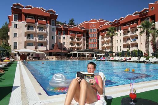 Club Aida - Housity