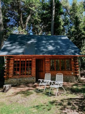 Cabaña en la costa del Lago Futalaufquen - Parque Nacional Los Alerces - Housity