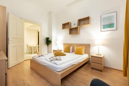A4-6 Aulich Apartment - Housity