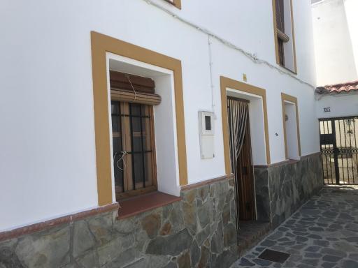 CASA PETRA : Bonita casa rural en Yunquera - Housity