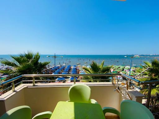 Star Apartments - Housity