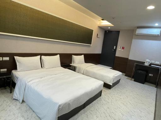Ling lu lin inn tai bei shi - Housity