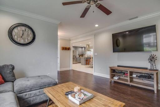 Updated Midtown Home, 12 min from Downtown TLH - Housity